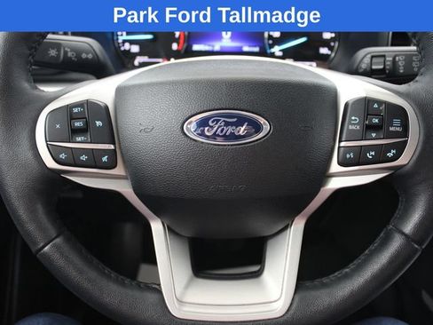 Used 2023 Ford Explorer XLT w/ Equipment Group 202A AWD/4WD image 15