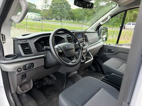 Used 2025 Ford Transit 250 Low Roof w/ Exterior Upgrade Package RWD image 8