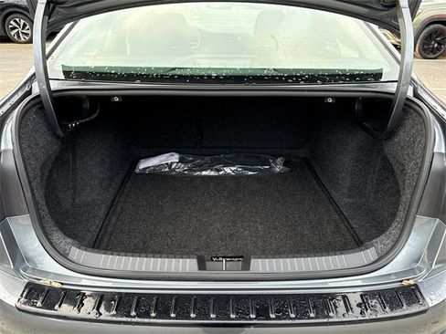 Certified 2023 Volkswagen Jetta SE image 27