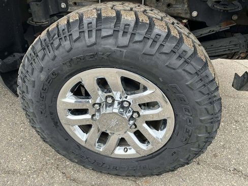 Used 2018 Chevrolet Silverado 3500 LTZ w/ Duramax Plus Package image 17