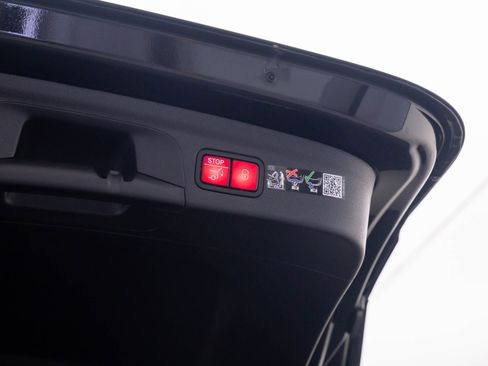 New 2026 Mercedes-Benz GLE 450 4MATIC image 32