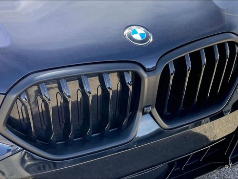 Used 2025 BMW X6 xDrive40i w/ Executive Package image 29