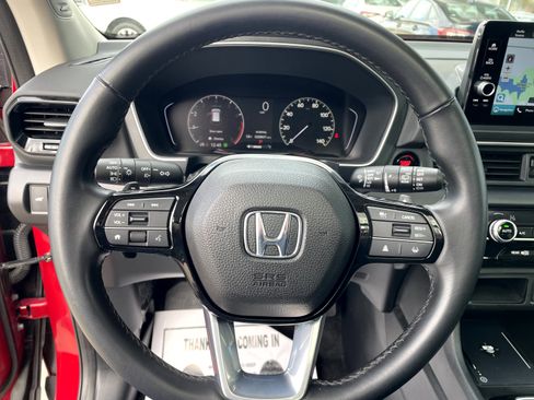 Certified 2023 Honda Pilot Touring image 14