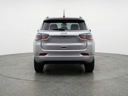 Used 2025 Jeep Compass Limited AWD/4WD image 7