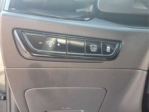 Used 2026 Kia Niro LX FWD image 19