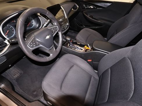 Used 2022 Chevrolet Malibu RS FWD image 31