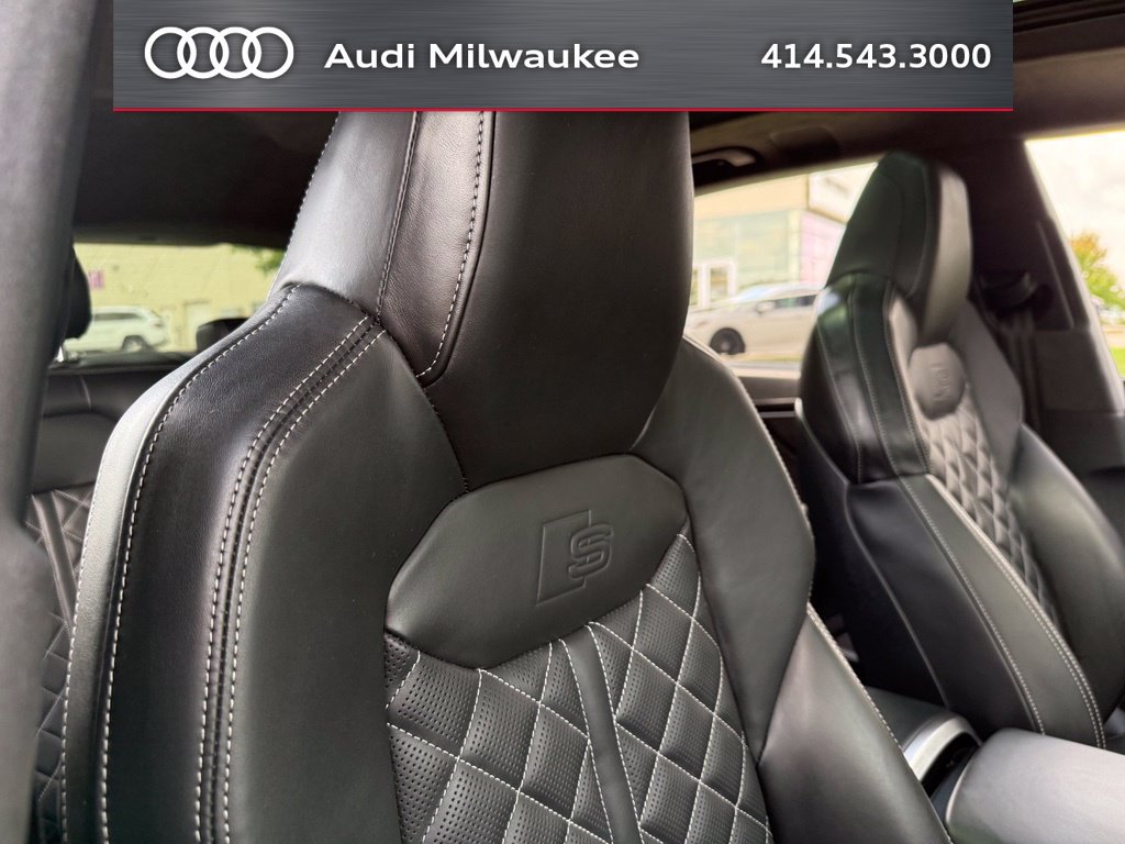 Used 2024 Audi SQ8 Prestige AWD/4WD image 15