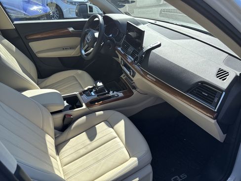Used 2023 Audi Q5 2.0T Premium AWD/4WD image 15