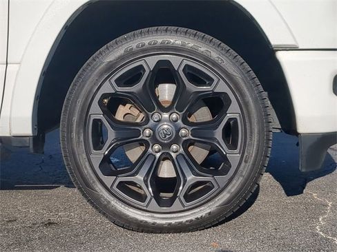 Used 2022 RAM 1500 Limited image 11