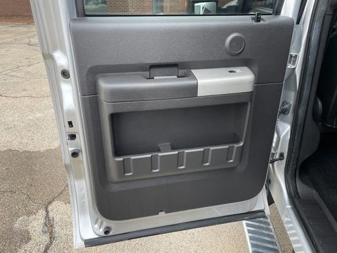 Used 2015 Ford F250 Lariat w/ Chrome Package image 22