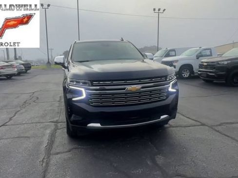 Used 2023 Chevrolet Tahoe Premier RWD image 3