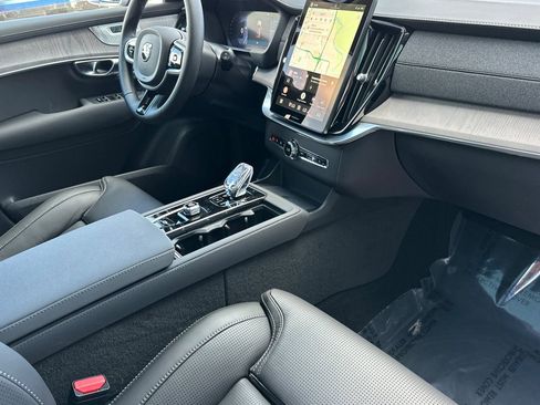New 2026 Volvo XC90 T8 Ultra w/ Lounge Package AWD/4WD image 15