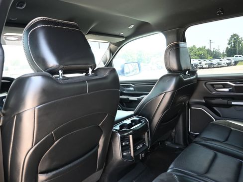 Used 2019 RAM 1500 Laramie RWD image 28