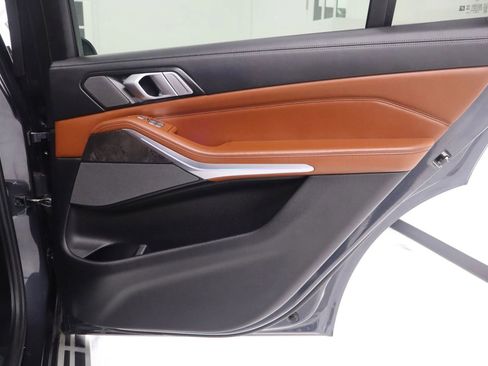 Used 2019 BMW X7 xDrive40i w/ Premium Package AWD/4WD image 22