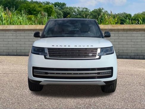 New 2026 Land Rover Range Rover SE image 2