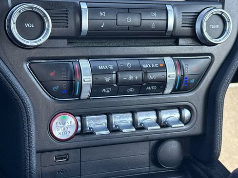 Used 2019 Ford Mustang Premium w/ Equipment Group 201A RWD image 23