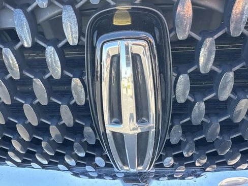 Used 2022 Lincoln Navigator L Black Label image 8