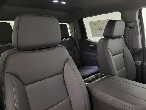 New 2026 Chevrolet Silverado 1500 RST w/ Dark Appearance Package image 42