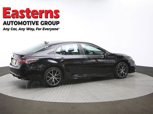 Used 2024 Toyota Camry SE image 41