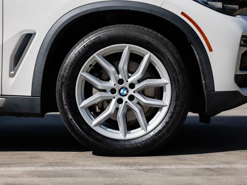 Used 2019 BMW X5 xDrive40i image 13