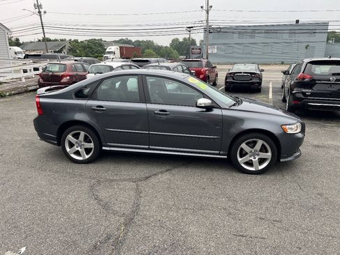 Used 2009 Volvo S40 T5 R-Design AWD/4WD image 9