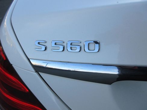 Used 2019 Mercedes-Benz S 560 S 560 image 8