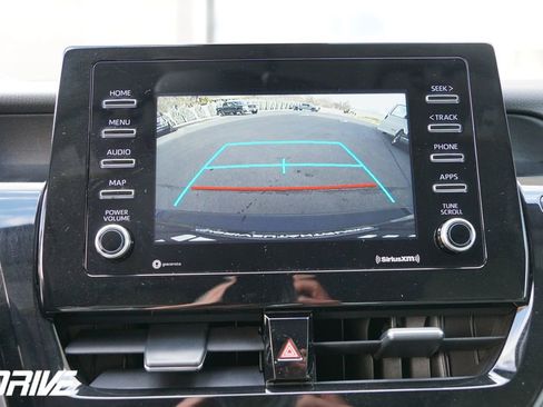 Used 2021 Toyota Camry SE image 24