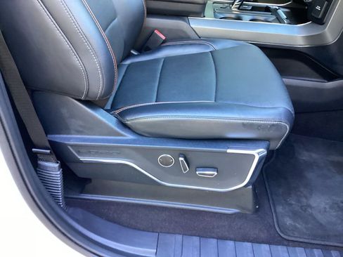 Used 2021 Ford F150 Lariat w/ Equipment Group 502A High image 28