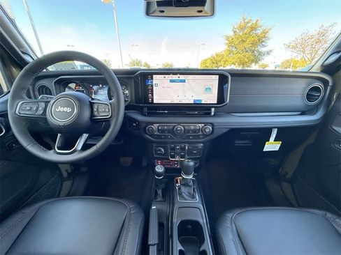 New 2026 Jeep Wrangler Unlimited Rubicon image 15