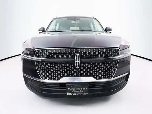 Used 2026 Lincoln Navigator L Reserve AWD/4WD image 2