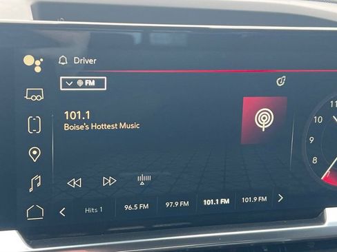 Used 2023 GMC Sierra 1500 Elevation w/ Preferred Package image 14