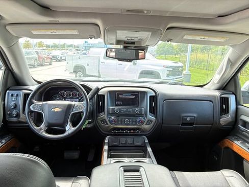 Certified 2018 Chevrolet Silverado 1500 High Country AWD/4WD image 13