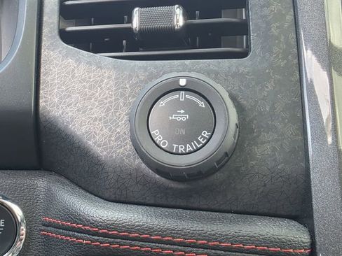Used 2023 Ford Expedition Limited RWD image 22