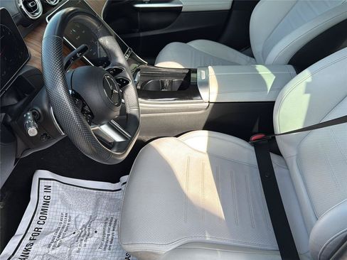 Used 2023 Mercedes-Benz C 300 Sedan image 21