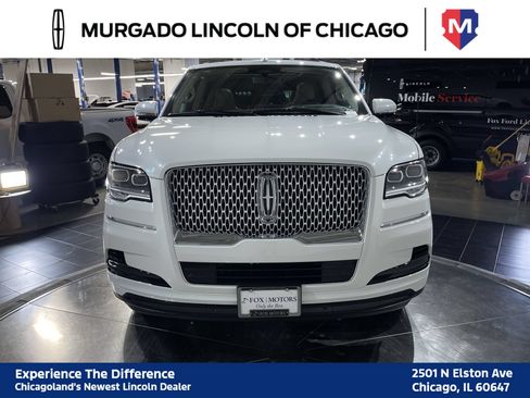 Used 2024 Lincoln Navigator Reserve AWD/4WD image 10