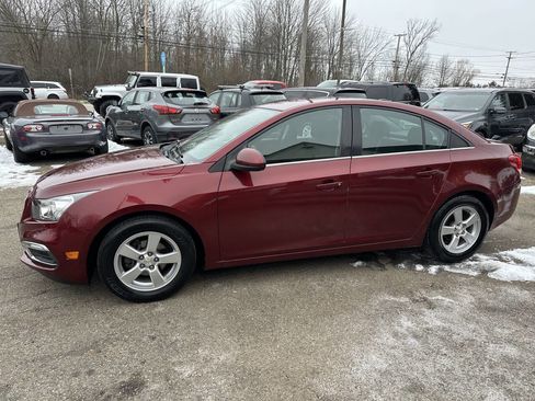 Used 2015 Chevrolet Cruze LT image 3