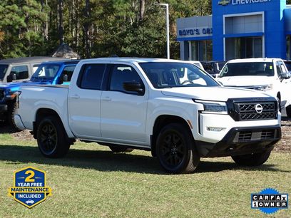 Used 2023 Nissan Frontier SV w/ Midnight Edition Package