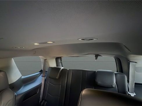 Used 2017 Cadillac Escalade Premium Luxury w/ LPO, Radiant Package image 25