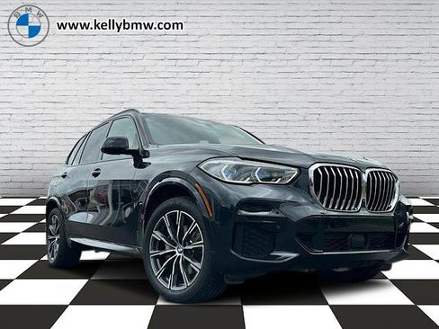 Certified 2022 BMW X5 xDrive40i w/ M Sport Package AWD/4WD image 1