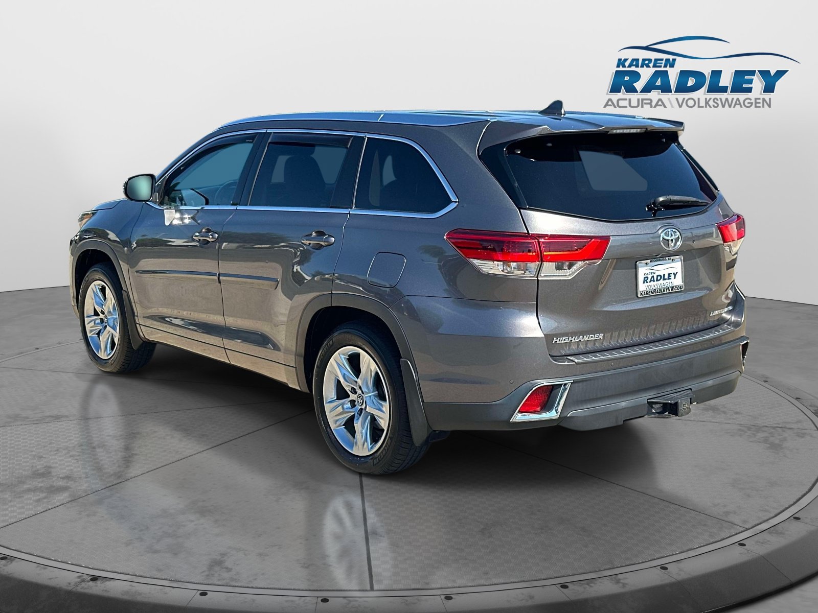 Used 2019 Toyota Highlander Limited AWD/4WD image 3