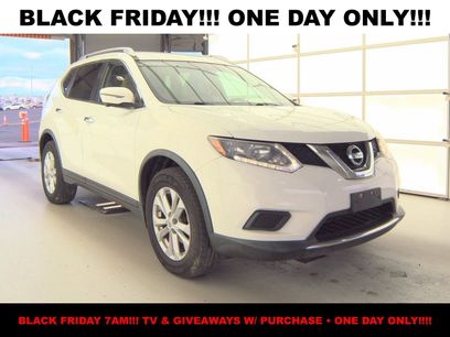 Used 2016 Nissan Rogue SV w/ SV Premium Package