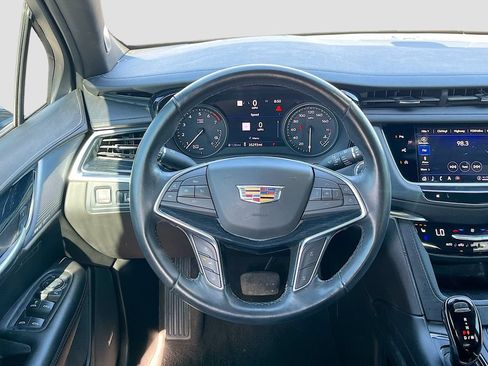 Used 2024 Cadillac XT5 Premium Luxury w/ Technology Package FWD image 11