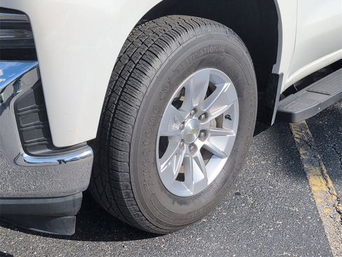 Used 2020 Chevrolet Silverado 1500 LT w/ Convenience Package image 30