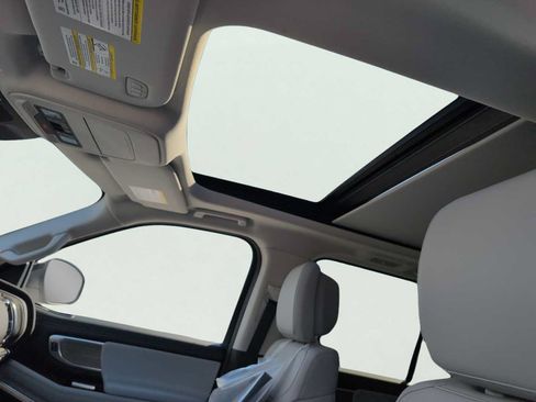 New 2026 Ford Expedition Platinum AWD/4WD image 18