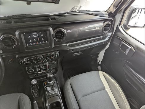Used 2021 Jeep Wrangler Unlimited Sport AWD/4WD image 27