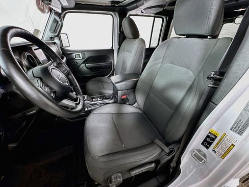 Used 2021 Jeep Wrangler Unlimited Sport image 13
