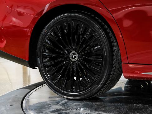 Used 2025 Mercedes-Benz E 350 Sedan image 57