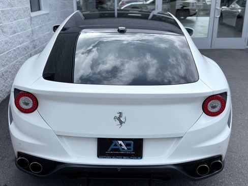 Used 2012 Ferrari FF image 25