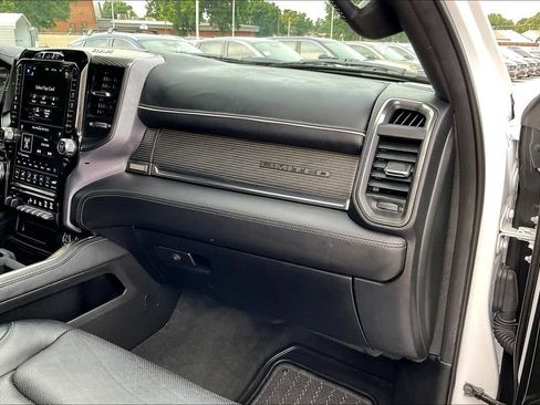 Used 2020 RAM 1500 Limited AWD/4WD image 18