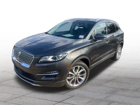 Used 2019 Lincoln MKC Select w/ Select Plus Package image 3